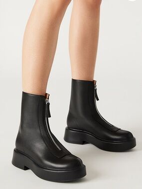 Steve Madden Jones Platform Boots Women’s Size 9.5 Leather NWOB Black